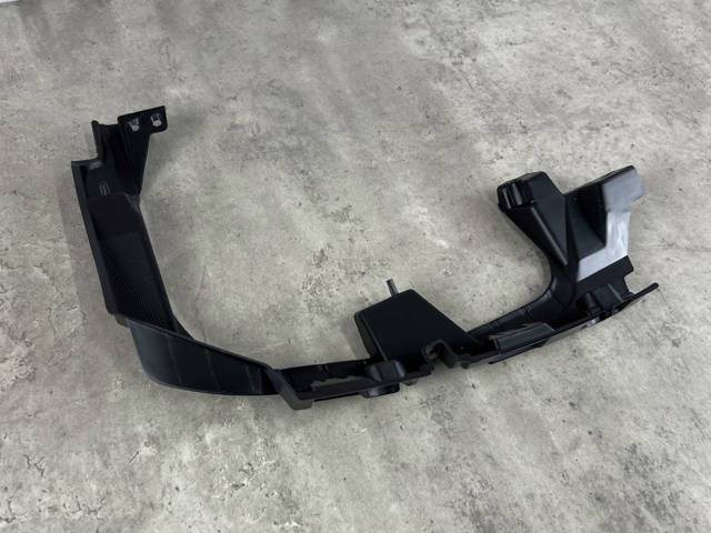  Land Rover LR121021