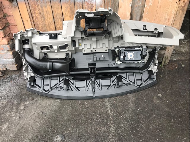 681008970R Renault (RVI) 