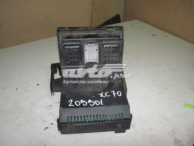 30728542 Volvo 