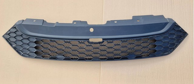 5801587018 Iveco Решітка радіатора