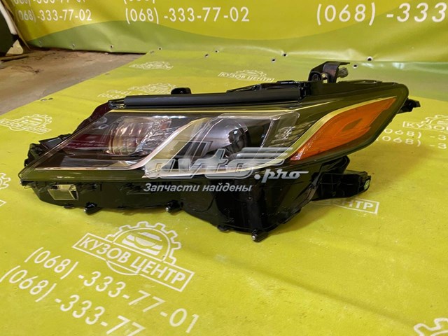 Купити 8115006C40 Toyota Блок фара ліва
