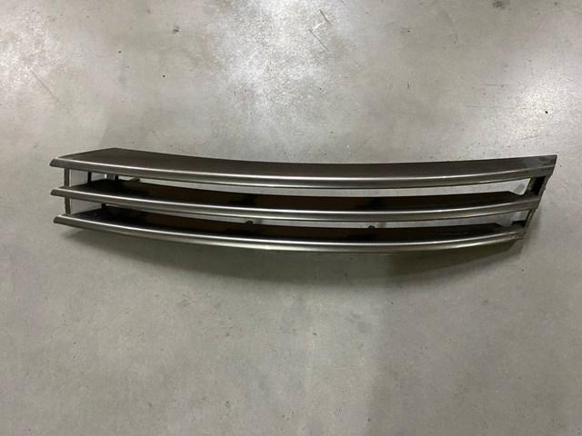 Купити LR044737 Land Rover 
