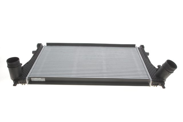 Радіатор інтеркулера Mahle Original CI667000S