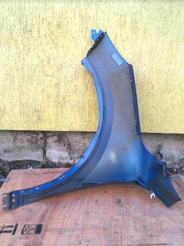 Переднє праве крило Ford 2486907