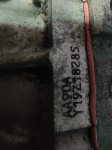 Коробка передач автомат Chrysler 2700A401 ціна, від 1065.76 USD