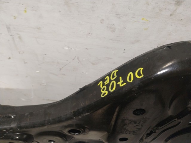 511000E131 Toyota Передня балка