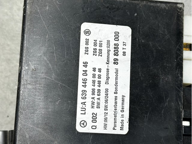  Mercedes A6399000501 ціна, від 22.10 USD