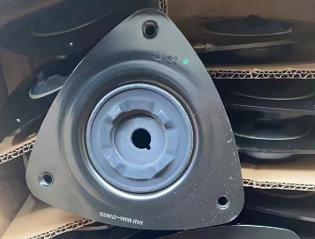 543206RA0A Nissan/Infiniti Кріплення переднього амортизатора