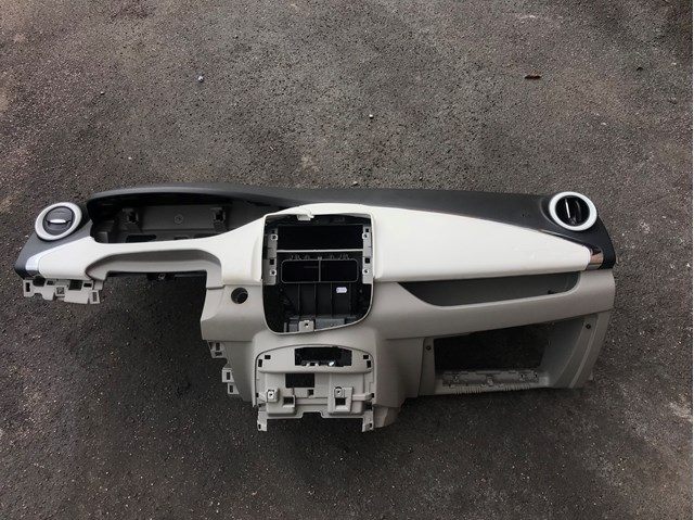 Купити 681008970R Renault (RVI) 