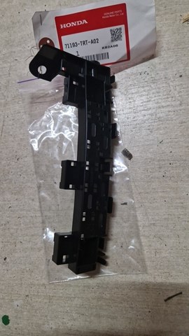  71193TRTA02 Honda