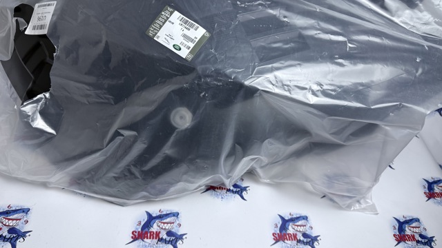 Купити LR174406 Land Rover Підкрилок переднього крила, лівий передній