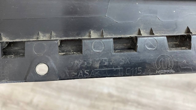 51953325 Chrysler 