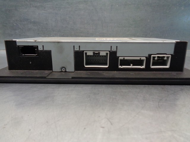 Підсилювач звуку аудіосистеми 6H5218C808AC Land Rover