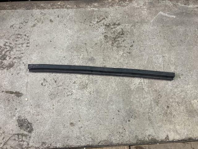 103840700A Tesla 