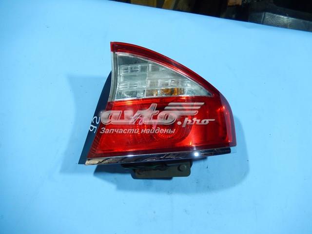 Задній правий стоп Subaru 84201AG241