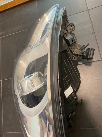 921013ZXXX Hyundai/Kia Фара дальнього світла в зборі