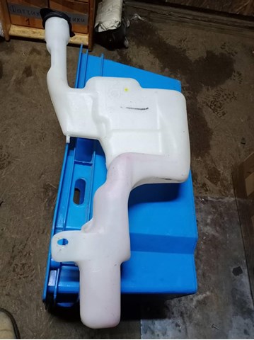  Ford AE8317B613A ціна, від 22.80 USD