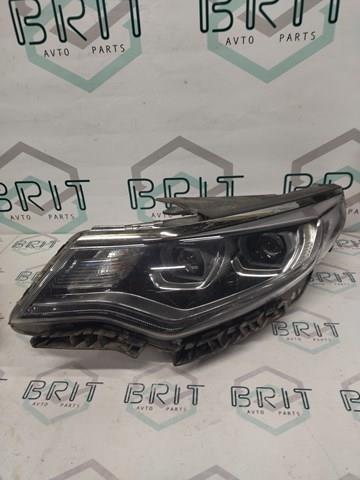 Фара комбінована, передня Hyundai/Kia 92102D4300