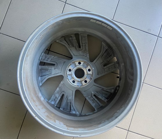 3CM601025A8Z8 VAG Диски колісні литі (легкосплавні, титанові)