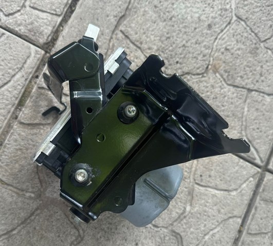 Купити KSY0437A0 Mazda 