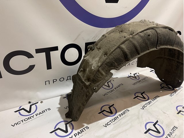 561810972D VAG Підкрилок задній правий