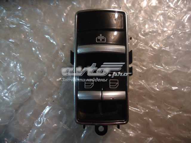Кнопковий блок керування склопідіймачами задній A2218709510 Mercedes