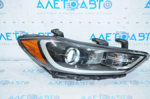 Купити FP3252R02P FPS Права блок фара