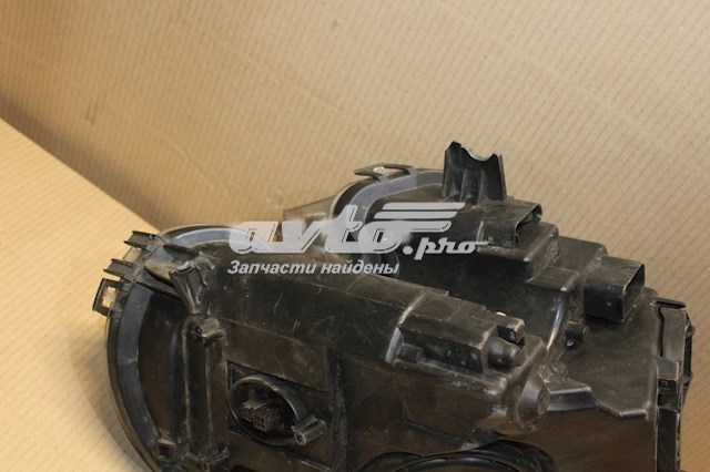 Фара права 63127269982 BMW