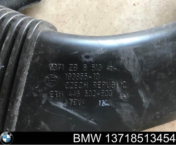 8513454 BMW Патрубок повітряний, вхід повітряного фільтра