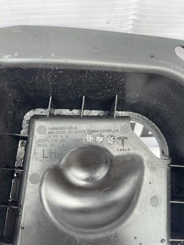  149408300A Tesla