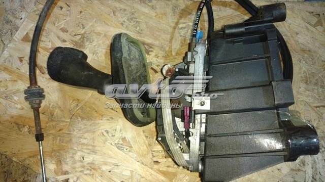 UCB000051 Land Rover 