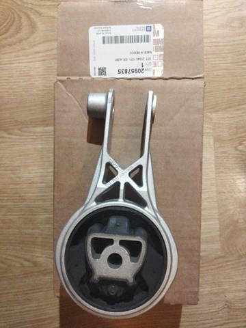 Подушка двигуна задня 20957835 General Motors