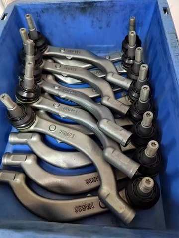 Купити D86406RA1A Nissan/Infiniti Рульовий наконечник
