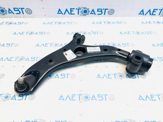 Важіль передньої підвіски нижній, лівий KB7W34350H Mazda