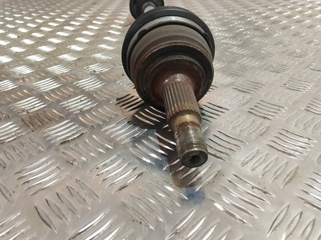 Піввісь права 9820471180 Peugeot/Citroen