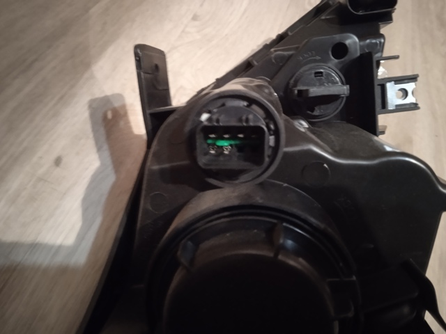FP4024R1P FPS Фара дальнього світла в зборі