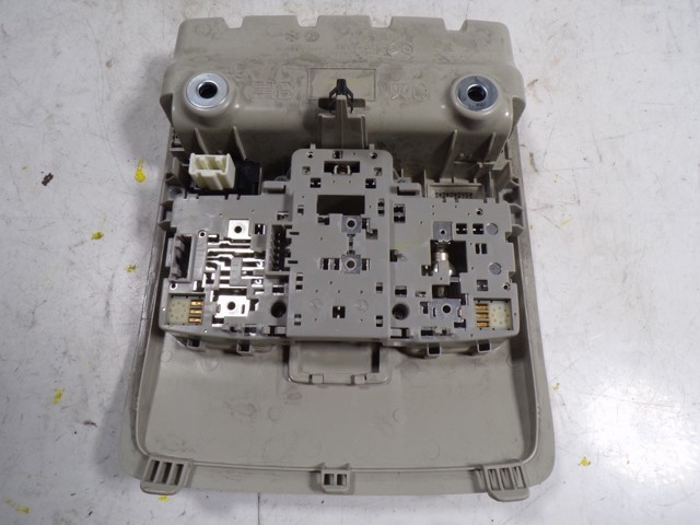 Плафон освітлення салону/кабіни Mazda KD4569970A75 ціна, від 22.57 USD