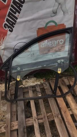 Скло водійських дверей VAG 4F0845021E ціна, від 92.41 USD