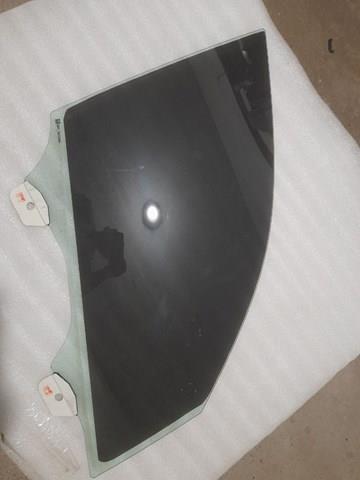 Скло передньої правої двері Sekurit GS1446D302S ціна, від 23.74 USD