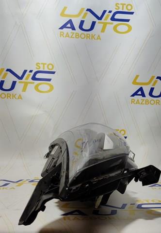 Фара правая Renault (RVI) 260106403R ціна, від 1113.05 USD