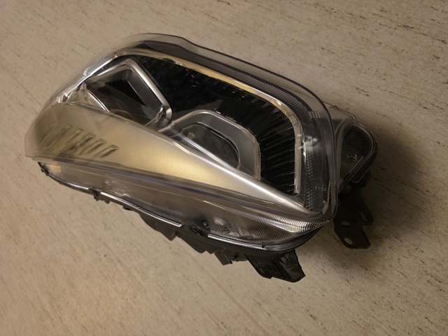 Фари Ford GV4113W030CJ ціна, від 478.28 USD