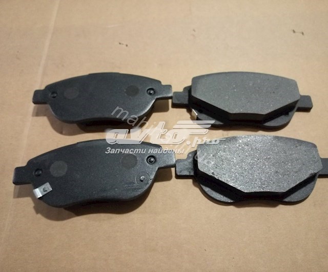 Передні тормозні колодки 1064001724 Geely