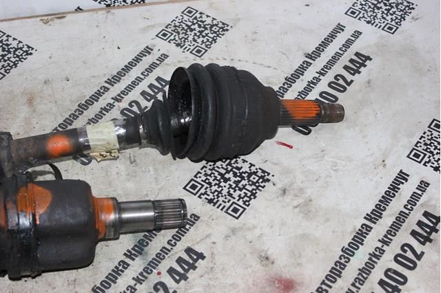 8G913B436BB Ford Привід передній правий