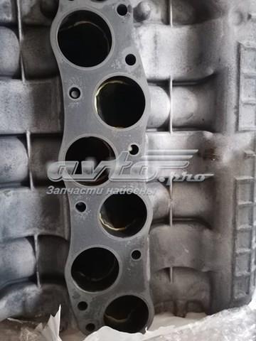 17160RYEA00 Honda Колектор впускний