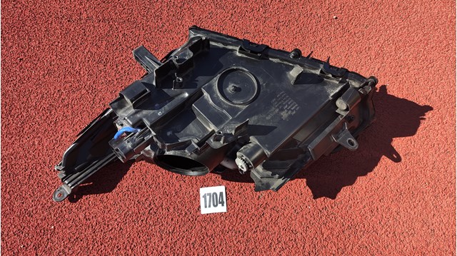 Фара правая Toyota 8114078030 ціна, від 190.46 USD