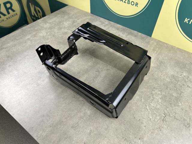 Кронштейн підсилювача переднього бампера BMW 51119449061