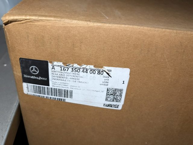  Mercedes A1673504400 ціна, від 568.86 USD
