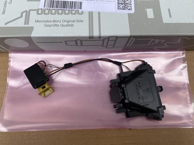 Купити A2538272401 Mercedes 