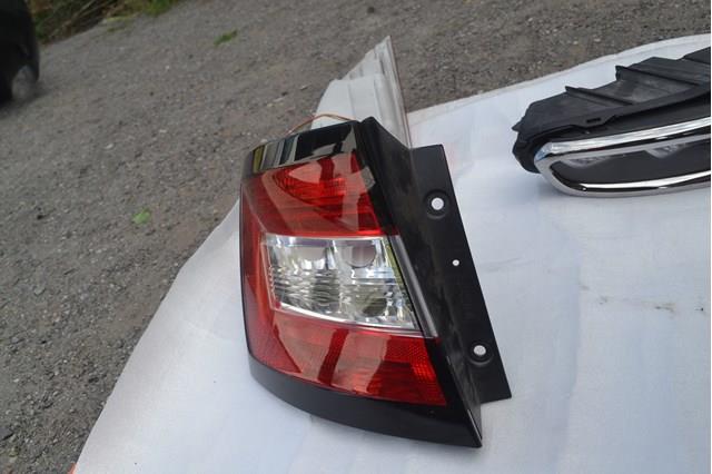 Лівий стоп 6V9945095 VAG
