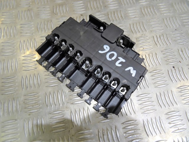 Купити A2235408444 Mercedes 